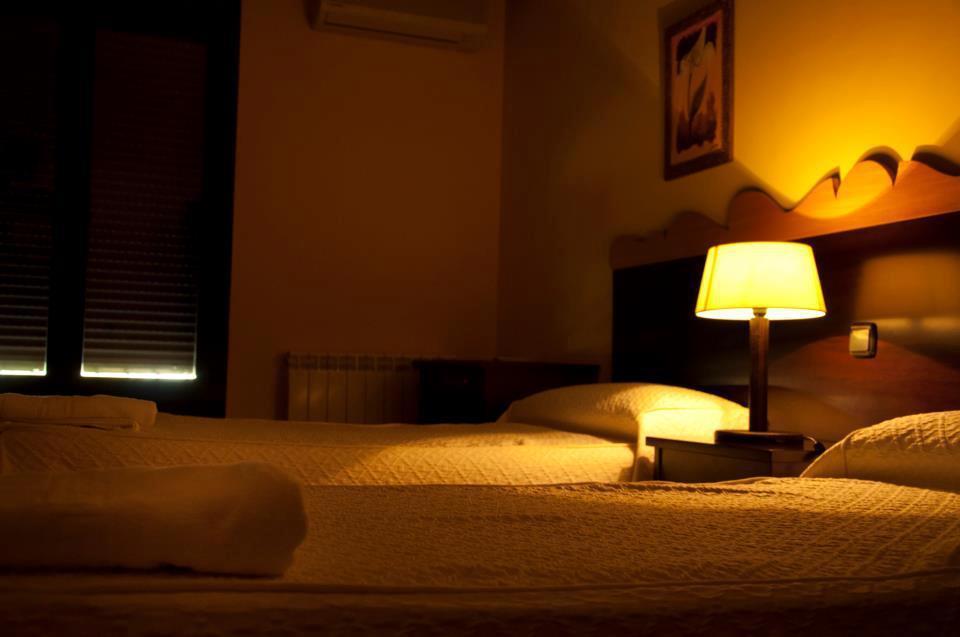 Hotel El Comendador Añón Quarto foto